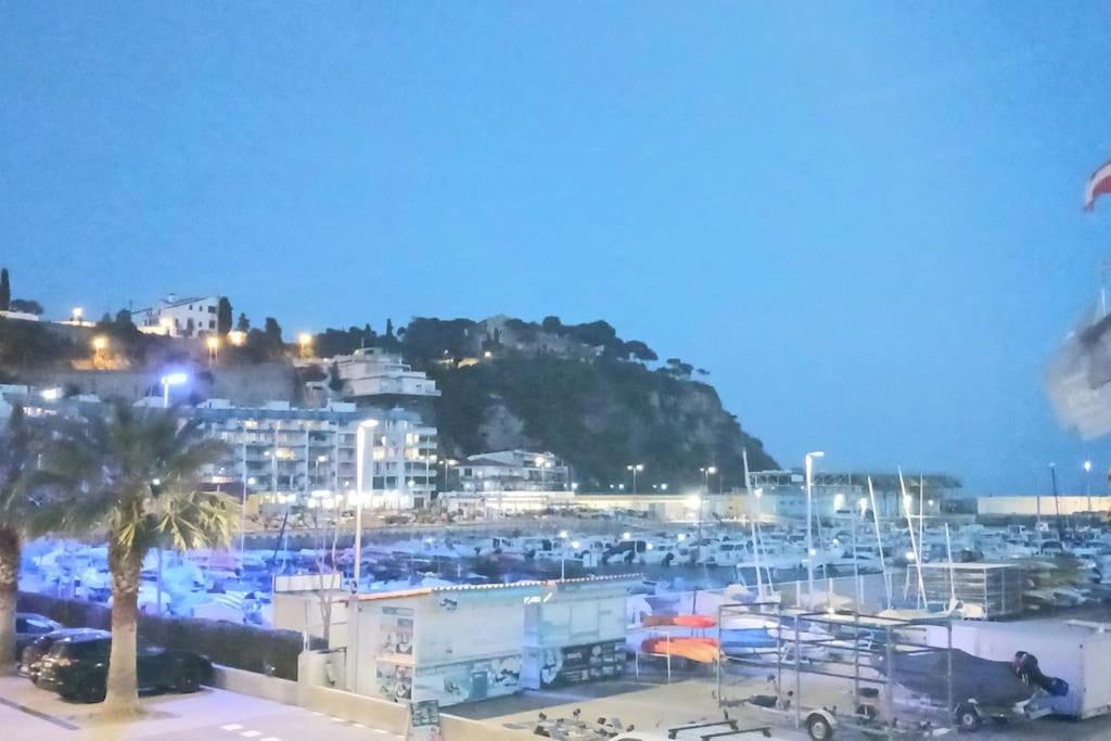 Alegre Apto Con Piscina, A 300m De La Playa. Apartament *