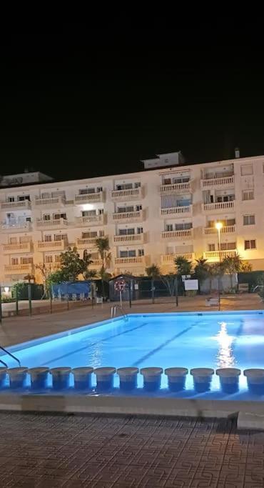 Apartment Alegre Apto Con Piscina, A 300m De La Playa.