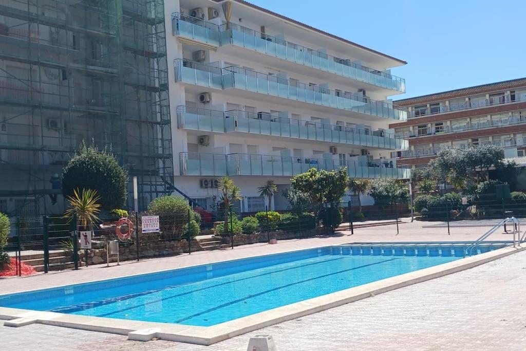 Alegre Apto Con Piscina, A 300m De La Playa. *